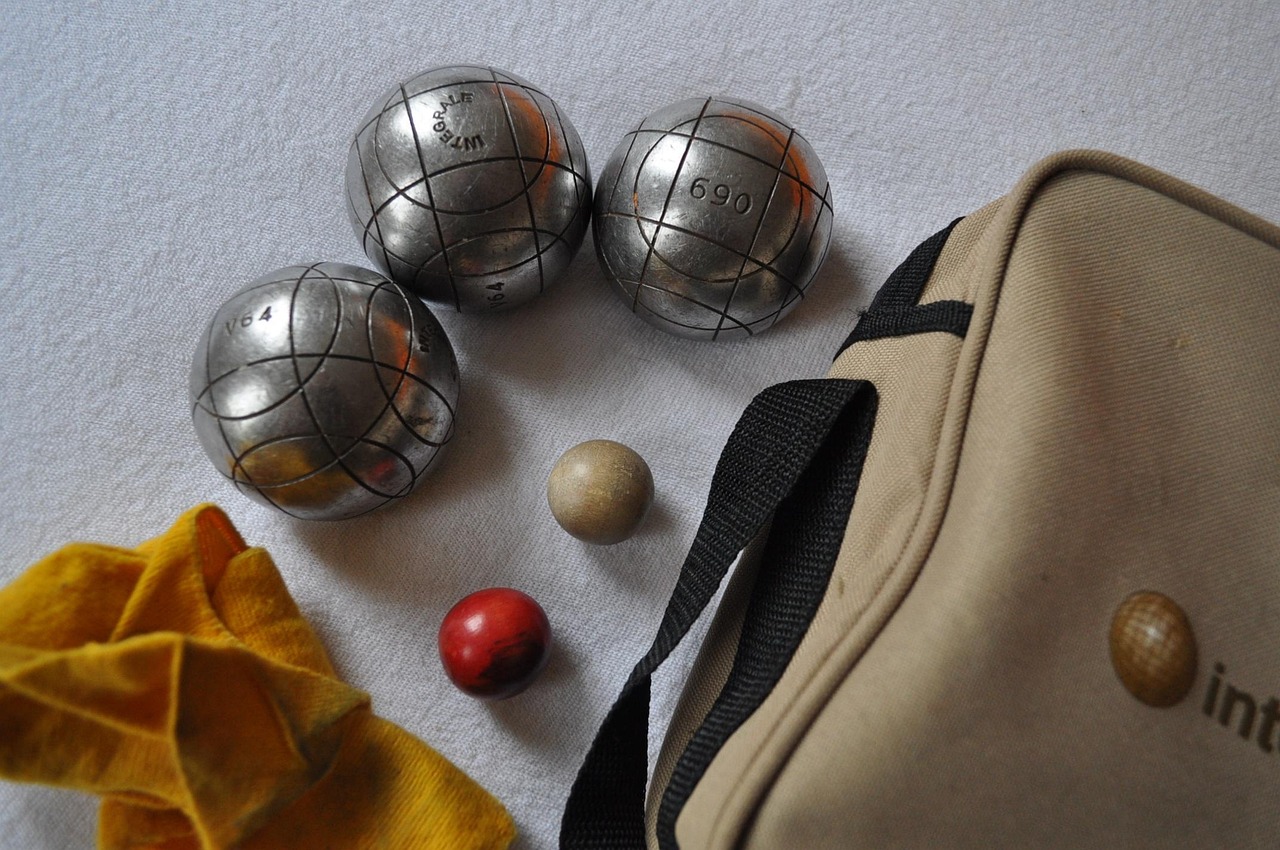 BOCCE BALL