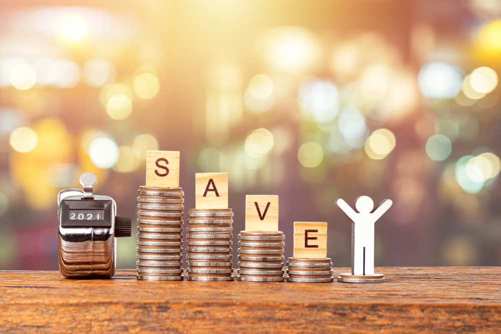 10 Proven Strategies to Save Money Fast